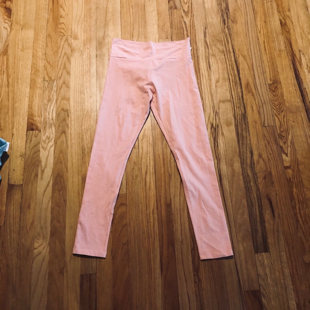 New pink leggings!
